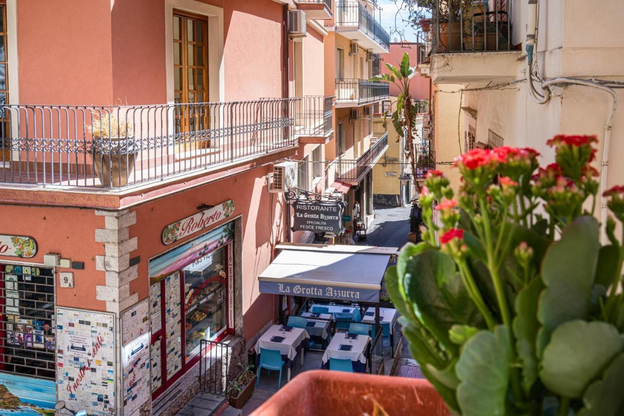 Blondie Taormina Exterior photo