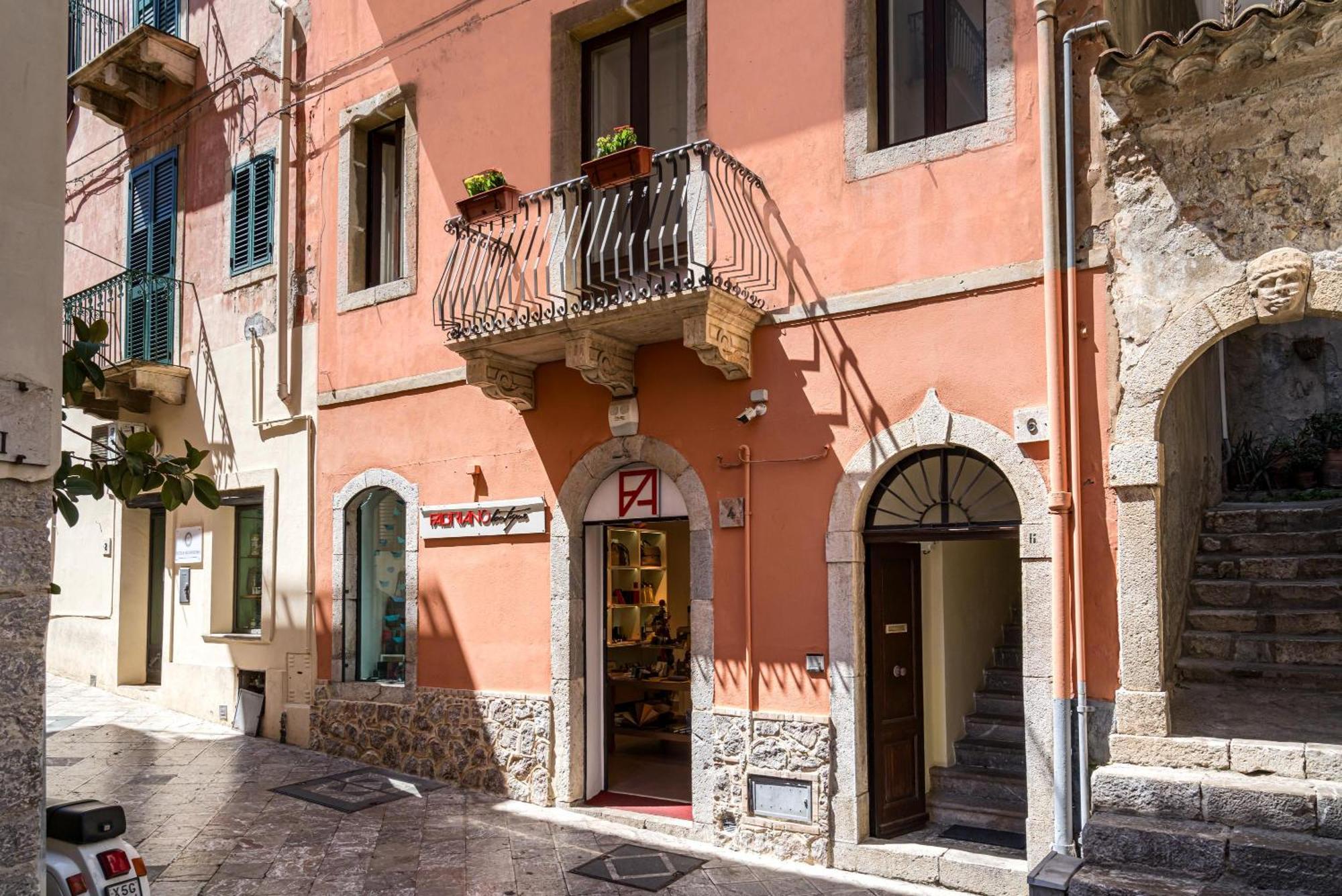 Blondie Taormina Exterior photo